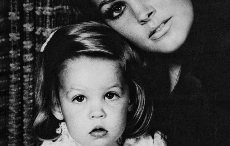 Lisa Marie Presley Filha De Elvis Presley Morre Aos Anos Segundo Revista