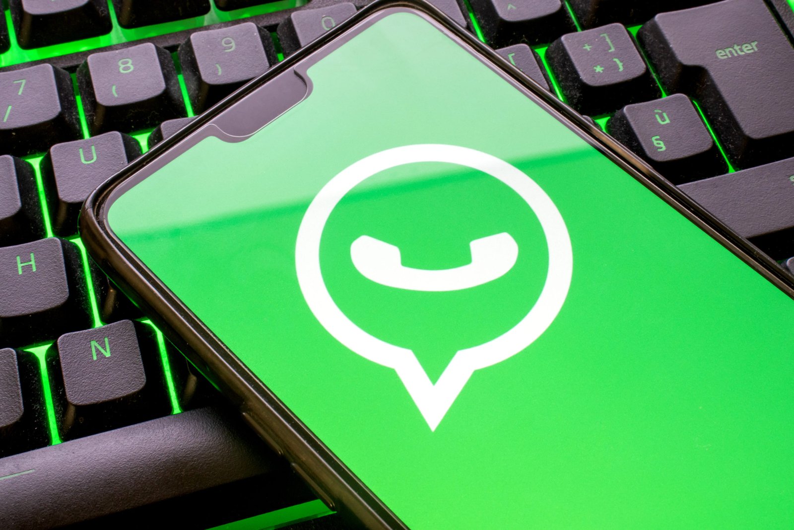 Como saber se o WhatsApp está atualizado: sua segurança está em risco