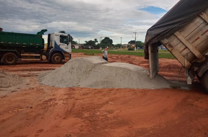 Pro Fertiliza MS entrega 37 toneladas de calcário a produtores de Bandeirantes
