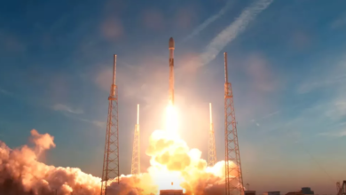SpaceX lança seus primeiros satélites Starlink "mini" da 2º geração