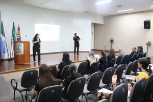 Professores de Apoio Pedagógico Especializado participam de capacitação continuada