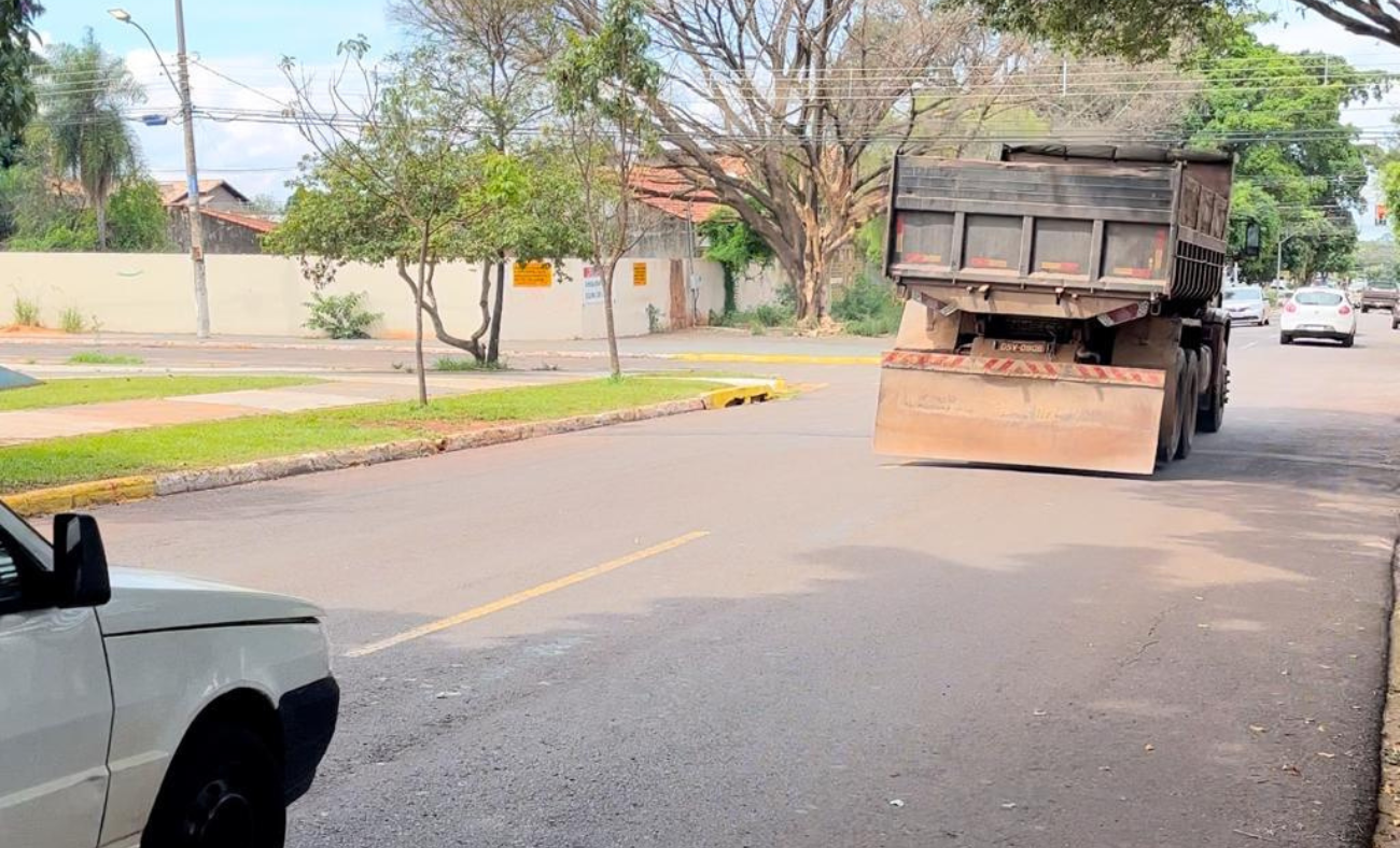 Visando segurança e acessibilidade, Tiago Vargas pede faixa elevada na Avenida Bom Pastor