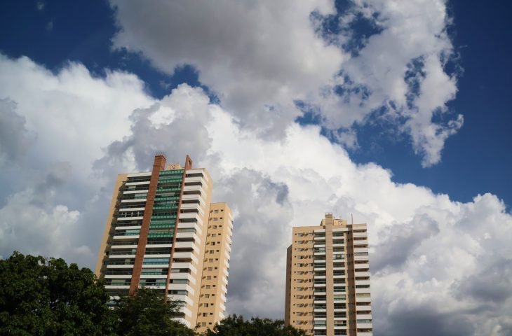 Domingo segue com sol e possibilidade de chuvas isoladas no Estado