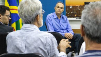 Vereador Prof. André Luis promove reunião com moradores do Chácara Cachoeira