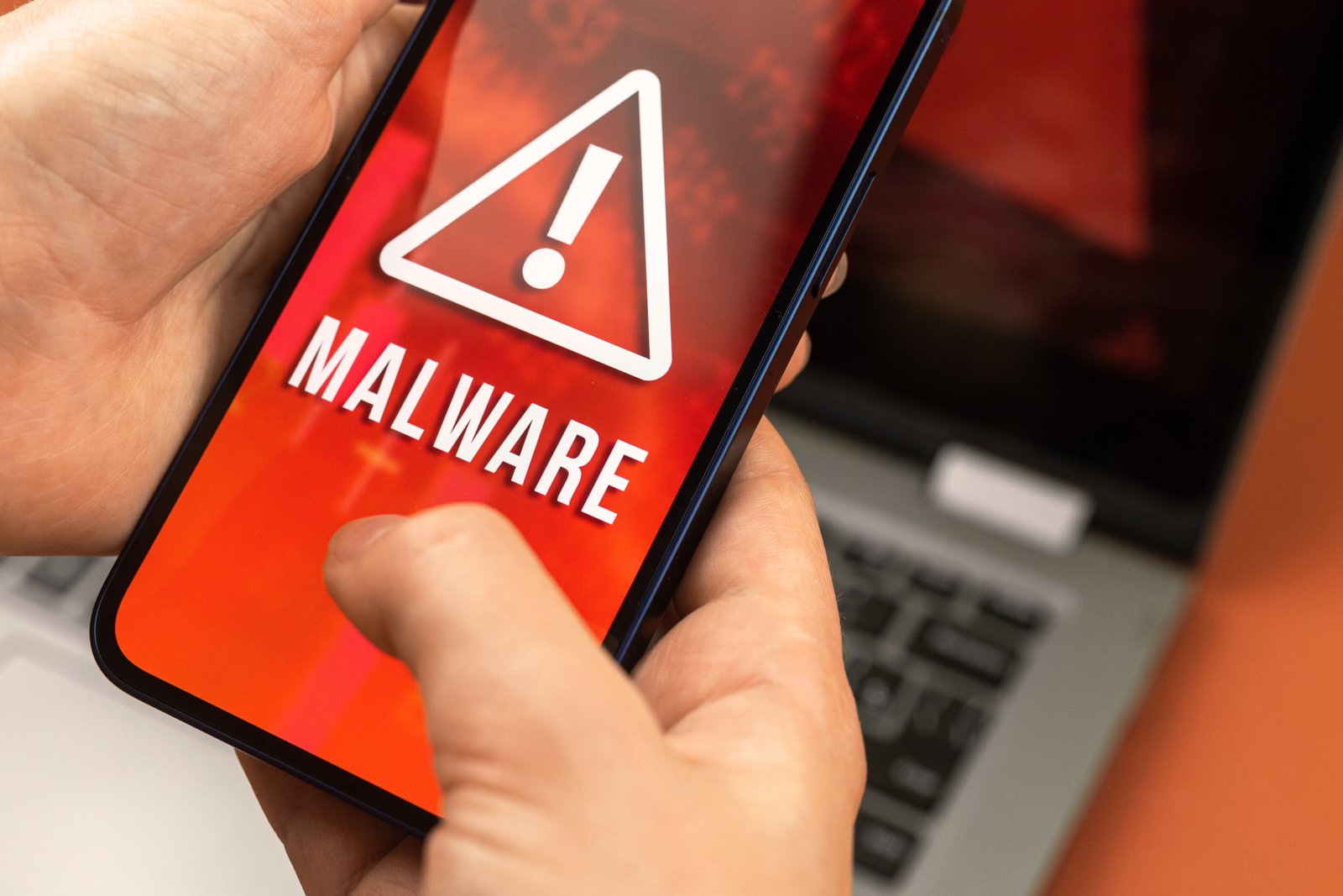 Alerta para quem tem celular Android: 11 apps estão roubando seus dados
