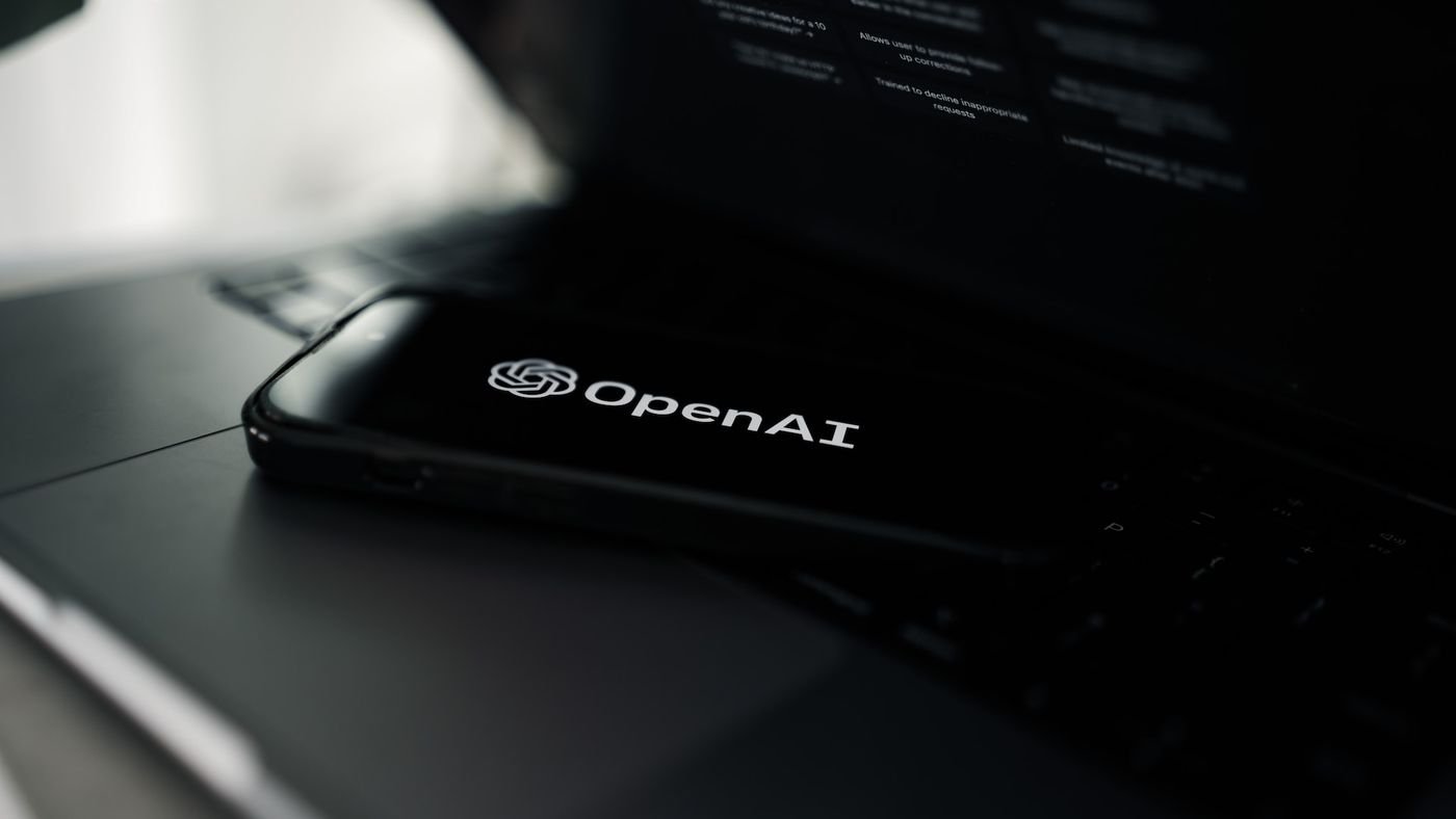 OpenAI sugere criação de órgão internacional para regular IAs