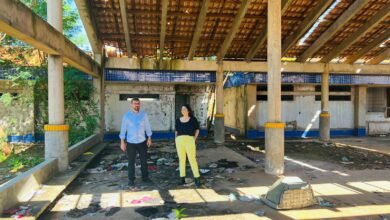 Vereadora Luiza Ribeiro e o deputado estadual Pedro Kemp realizam live denunciando obras abandonadas de Emeis