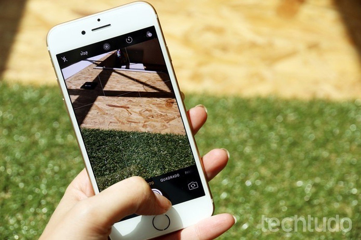 6 jeitos de tirar foto no iPhone sem usar as mãos