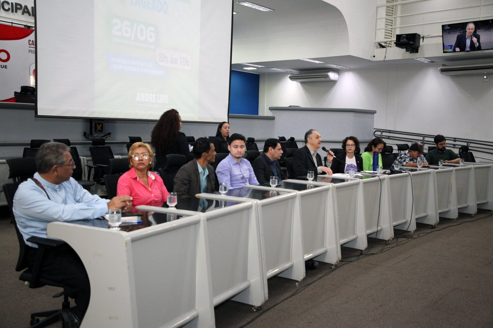 Moradores do Lageado pedem urgência em melhorias de infraestrutura durante seminário na Câmara