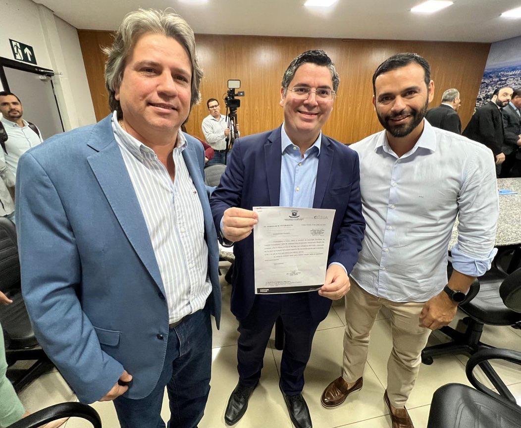 Em reunião com Pedro Caravina, Dr. Victor Rocha pede apoio para Saúde Pública de Campo Grande