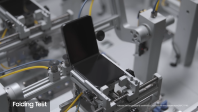 Galaxy Z Flip 5 e Z Fold 5 são dobrados 200 mil vezes em teste de durabilidade