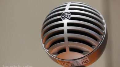 Microfone com fio: 6 modelos para karaokê, shows, palestras ou streaming