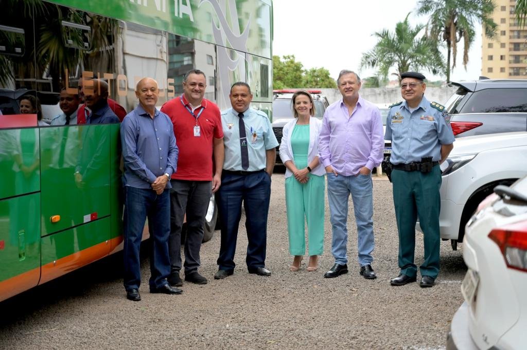 Com apoio da Agems, Andorinha melhora experiência de viagem com a chegada de quatro novos ônibus leito e semi-leito