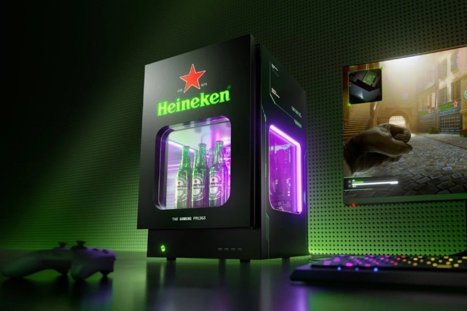 Imagem de: Conheça a geladeira gamer da Heineken que resfria a cerveja e o PC