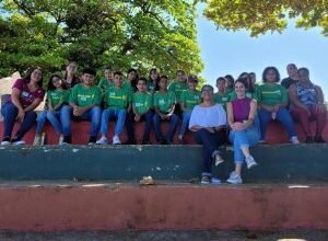 Estudantes da EE José Ferreira realizam passeio ecológico às margens do Rio Paraná