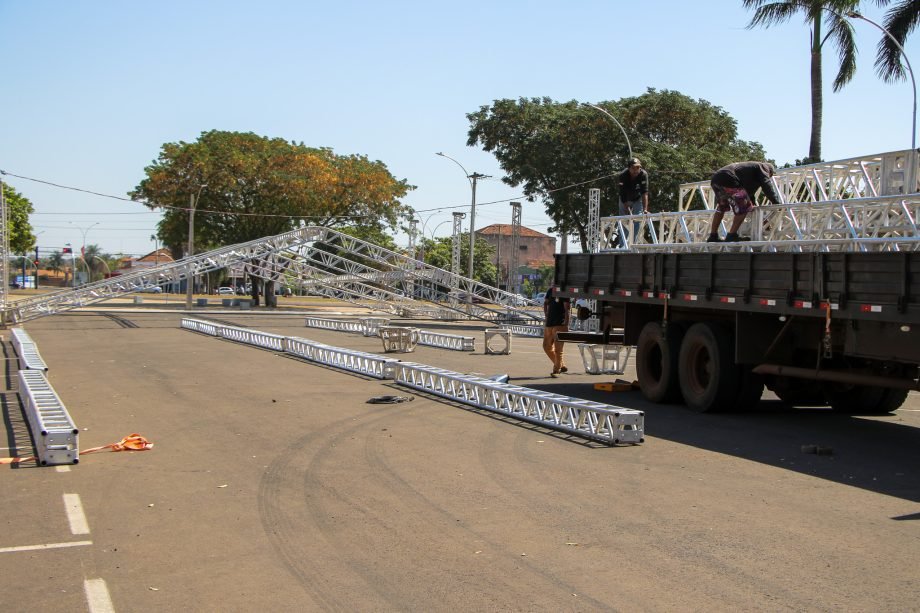 FALTA POUCO – Estamos há uma semana do início da 33ª Festa do Folclore, veja os preparativos