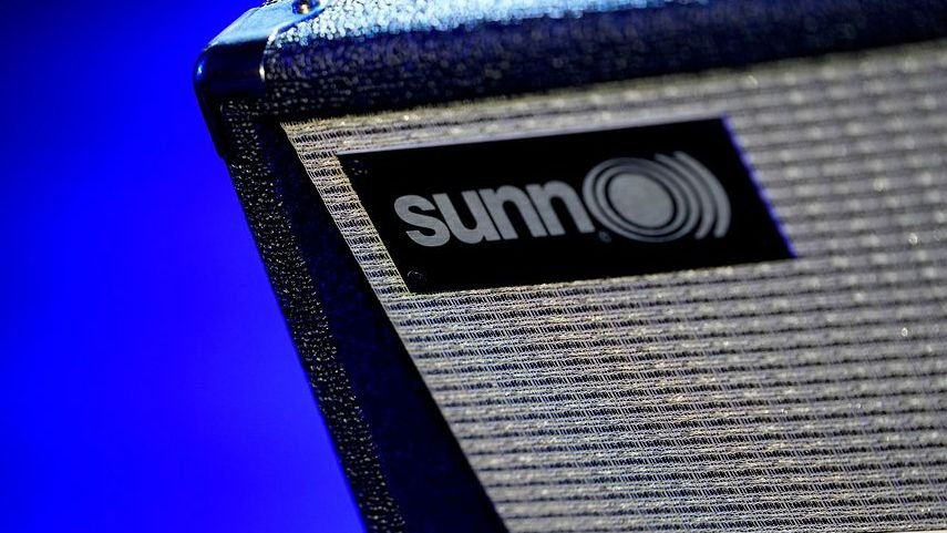 Fender retoma marca de amplificadores Sunn com visual clássico 