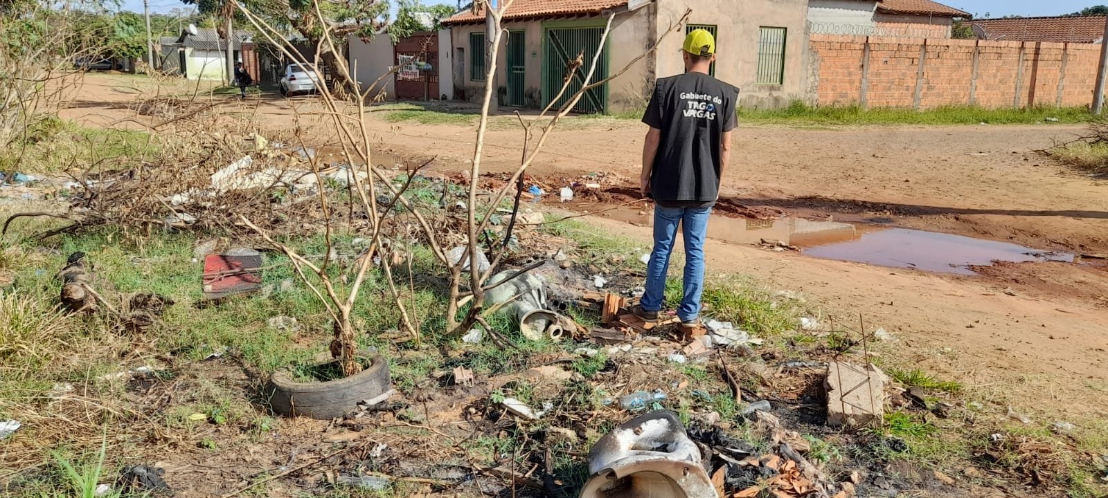 Tiago Vargas faz pedido por melhorias na Rua Osvaldo Figueiredo no bairro Vespasiano Martins