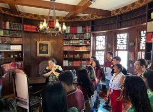 Estudantes da EE Maria Helena Albaneze visitam Museu – Casa Dr. Gabi – Espaço de Memória