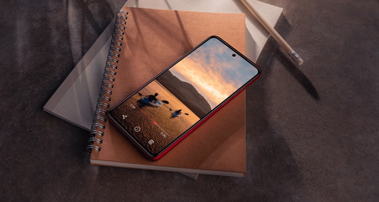 Moto G84 estreia no Brasil com telão OLED e processador Snapdragon