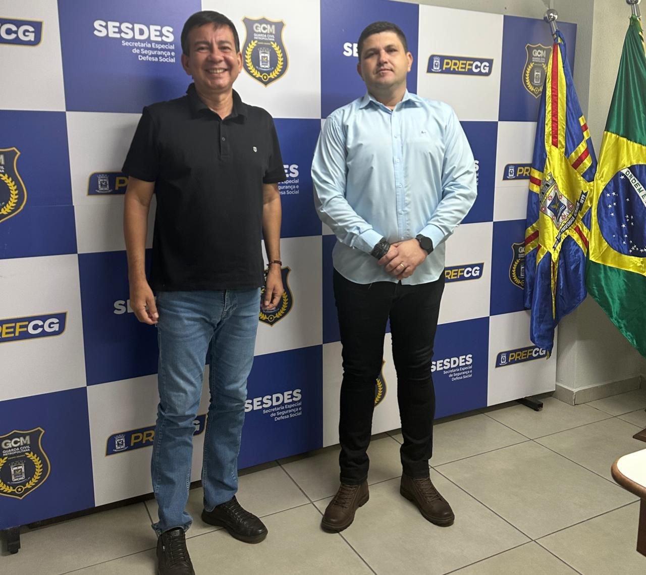 Vereador Villasanti participa de reunião na SESDES sobre segurança