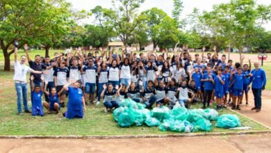 Em ação alusiva à Semana do “Lixo Zero”, usuários do SCFV Florestinha e Missão Salesiana coletam cerca de 50 kg de material reciclável na Vila Piloto