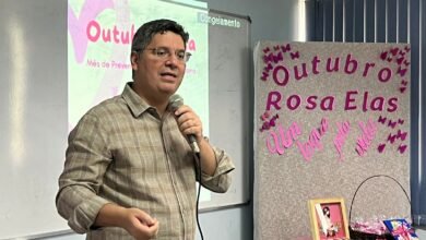 Outubro Rosa: Dr. Victor Rocha participa de ações de cuidados da Saúde da Mulher