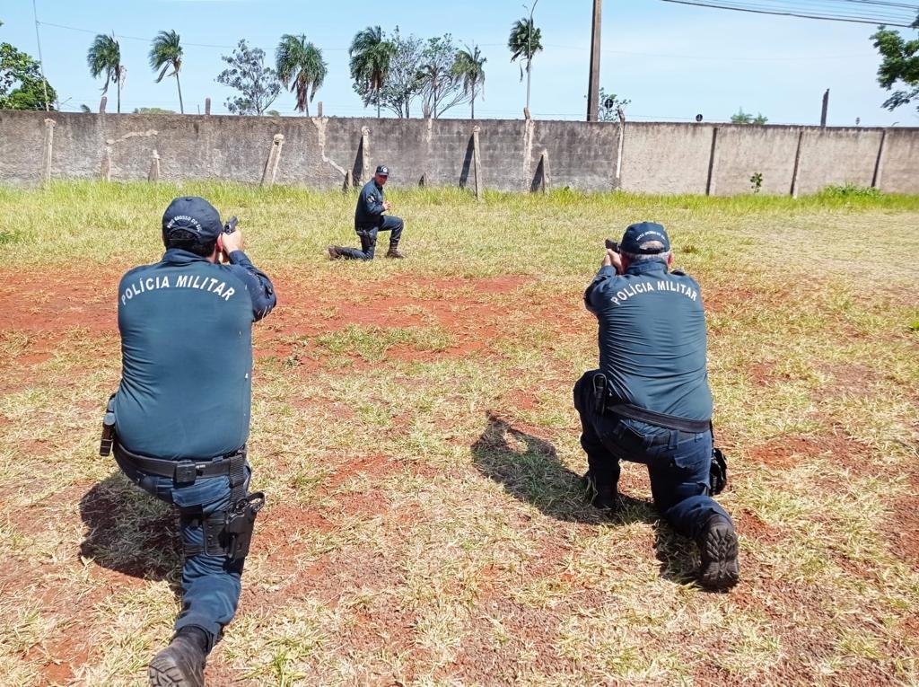 Assessoria Militar da AGEMS realiza capacitação para manuseio de novo armamento