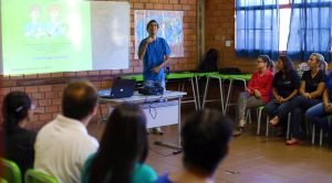 CAS oferta Avaliação Linguística em Libras para professores interessados em atuar com estudantes surdos