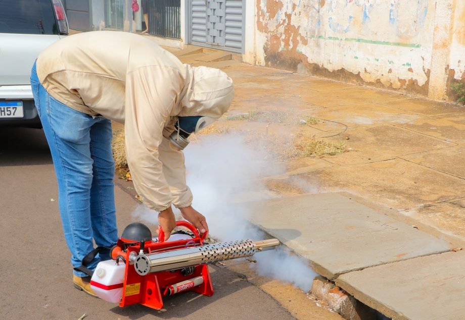 Nova estratégia de combate ao Aedes aegypti com uso de termonebulização foi iniciada pela Prefeitura
