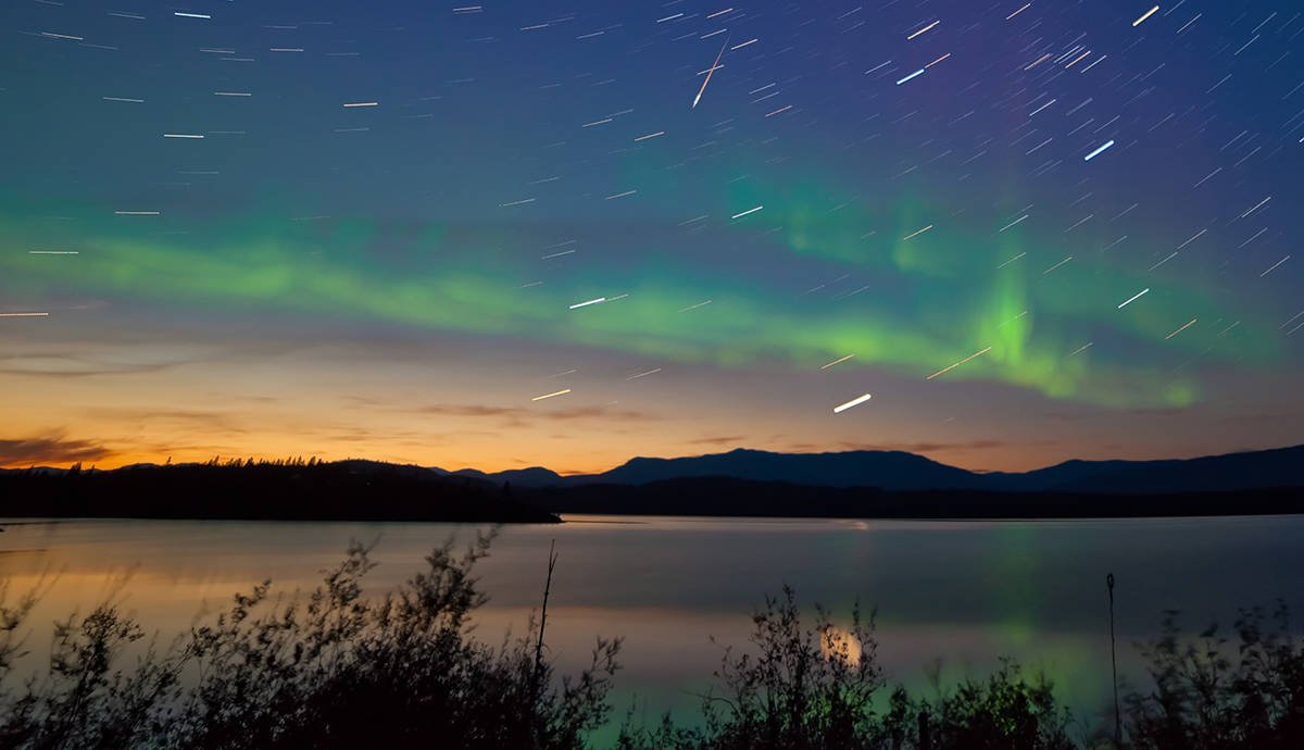 Chuva de meteoros Geminídeas: imagens com auroras e outros registros incríveis