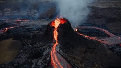 Como se forma um vulcão | Das placas tectônicas à erupção
