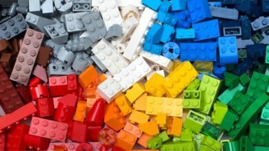 Peças de Lego de várias cores