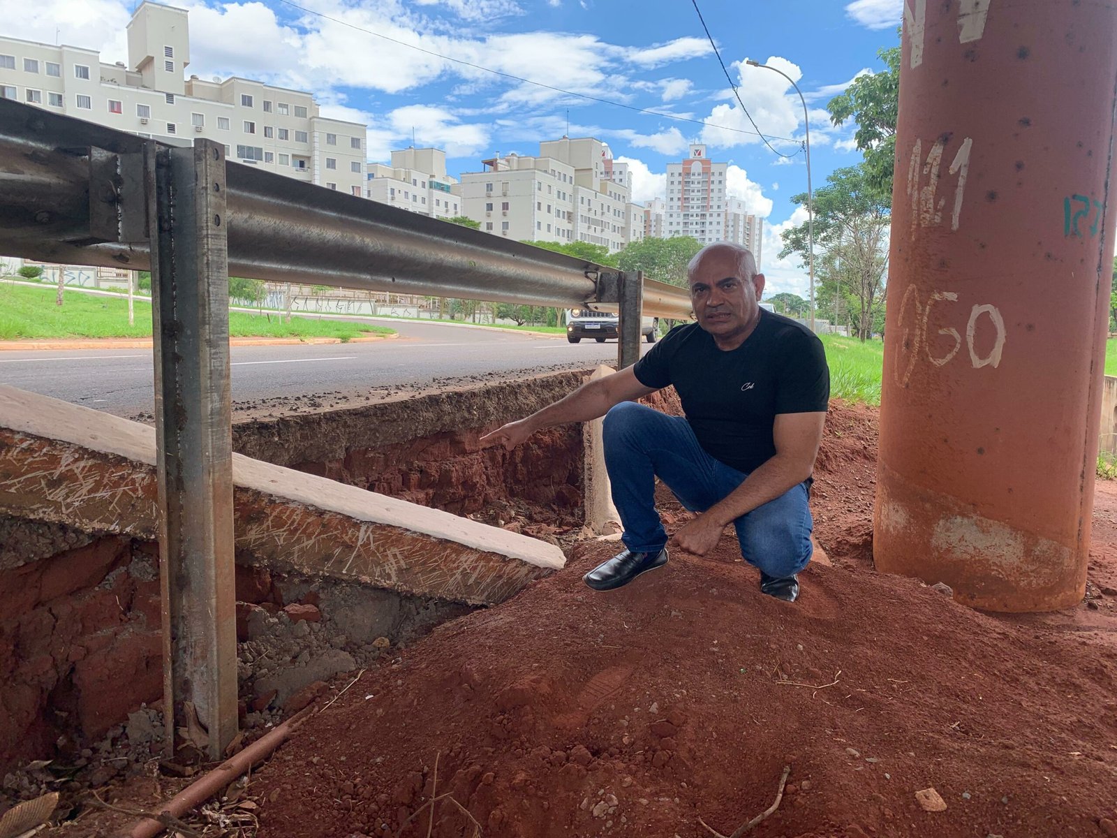 Ronilço Guerreiro alerta prefeitura sobre possibilidade de erosão em novo ponto da Ernesto Geisel