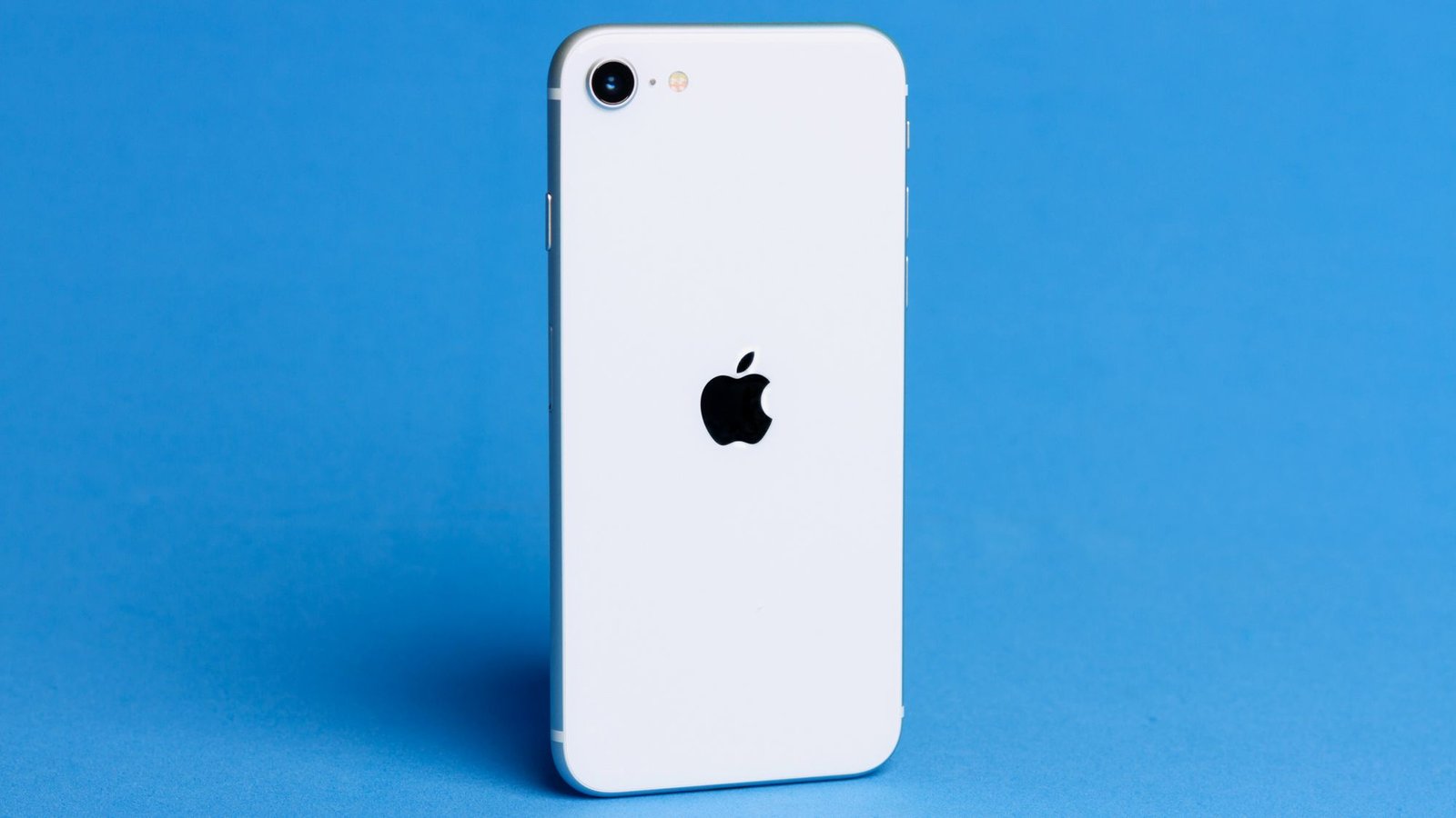 iPhone SE de 2016 passa a ser considerado vintage pela Apple