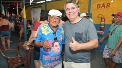 Enredo da Escola de Samba A Pesada, Dr. Victor Rocha desfila no domingo (11) em Corumbá