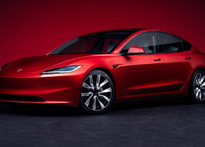 Tesla lança Model 3 reestilizado na América do Norte 