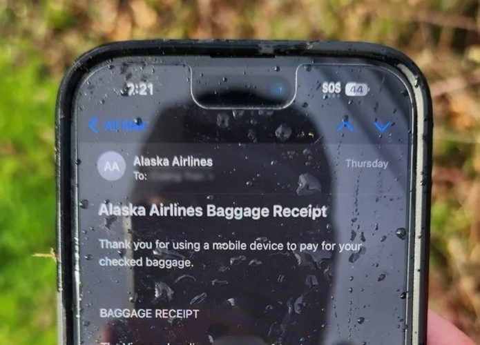 iPhone é encontrado intacto após cair de avião nos EUA; veja