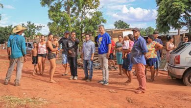 Papy se reúne com moradores da comunidade do Lagoa Park que aguardam moradia