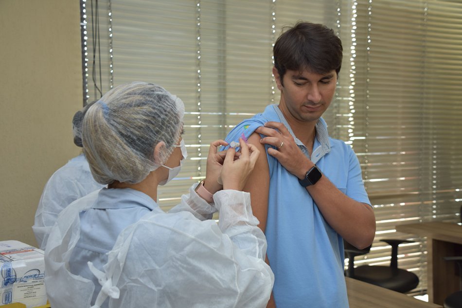 Sesi lança campanha de vacinação contra gripe em MS; são 16 mil doses disponíveis