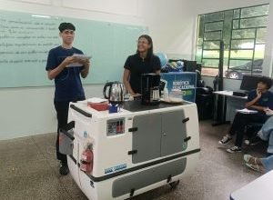 Estudantes da EE Profª Brasilina Ferraz Mantero realizam atividade sobre Pensamento Computacional