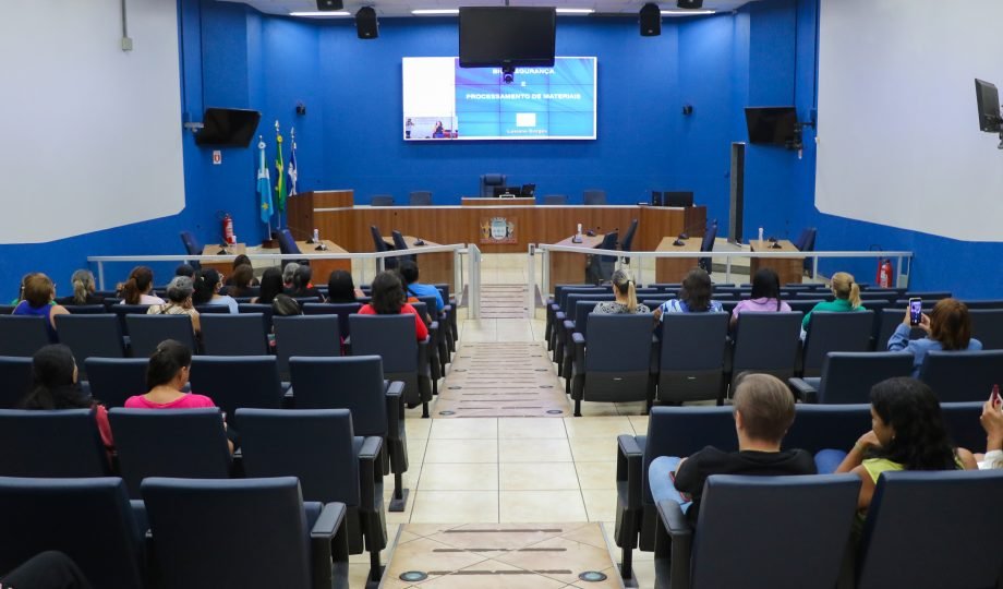 Capacitação para auxiliares em Saúde Bucal reforça compromisso com a excelência na saúde pública em Três Lagoas