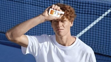 La Roche-Posay adentra o universo esportivo com patrocínio ao tenista Jannik Sinner