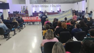 Professores cobram na Câmara promessas não cumpridas por Alan Guedes