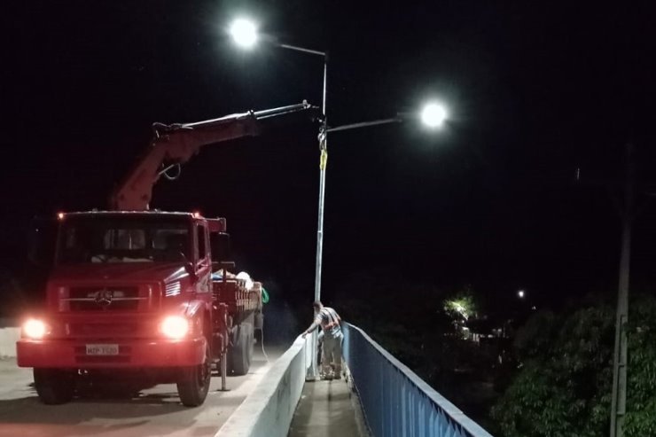 Trabalho de Zé Teixeira garante iluminação de LED em municípios