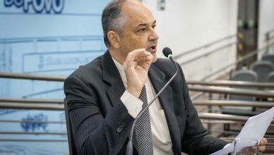 Vereador Prof. André Luis cobra centro de acolhimento municipal após protetora ser multada em Campo Grande