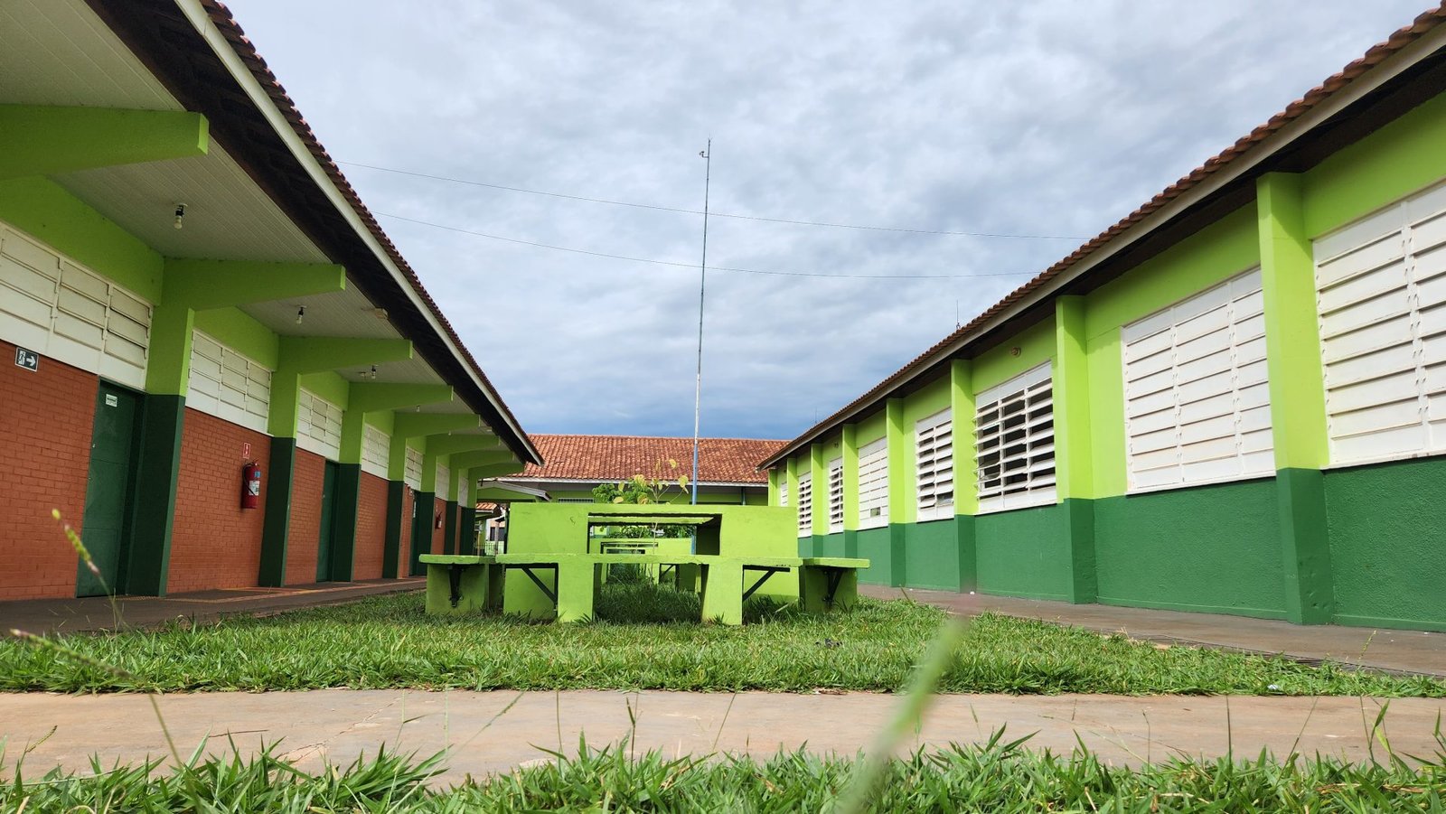 Diário Oficial regulamenta matrícula de estudantes apátridas que não possuem documentos pessoais