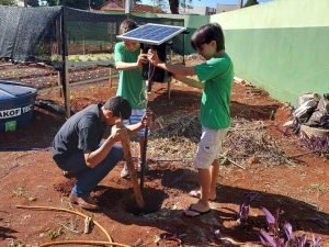 EE João Vitorino Marques realiza projeto “Construção de uma Cascata Impulsionada por Energia Solar”  