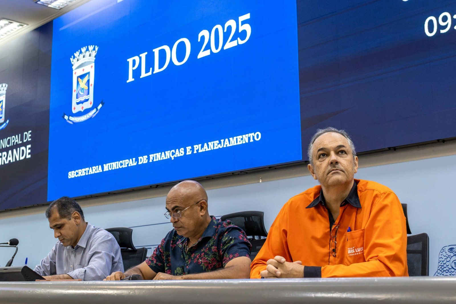 Em audiência pública, vereador Professor André Luis defende reforma administrativa para equilibrar cofres municipais