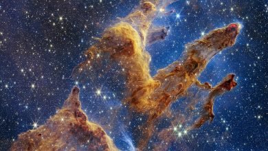 Pilares da Criação: uma viagem cósmica pelas lentes do Hubble e James Webb